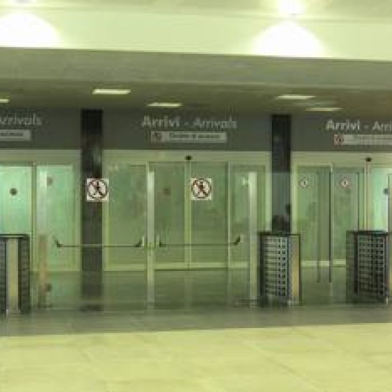 hall aeroporto Palermo